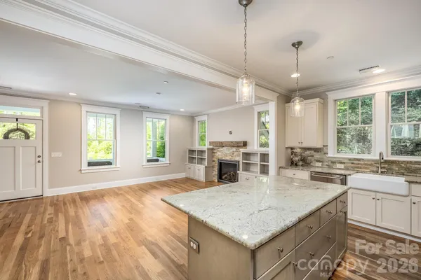 $875,000 | 735 Emma Claire Lane, Davidson, NC 28036