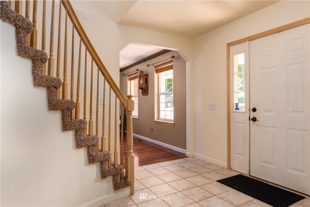 2505 Francis Road Mount Vernon, WA 98273 - Photo 5 of 25 Gallery Image 5