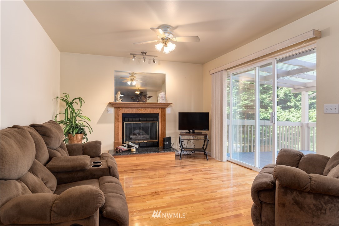 2505 Francis Road Mount Vernon, WA 98273 - Photo 8 of 25 Gallery Image 8