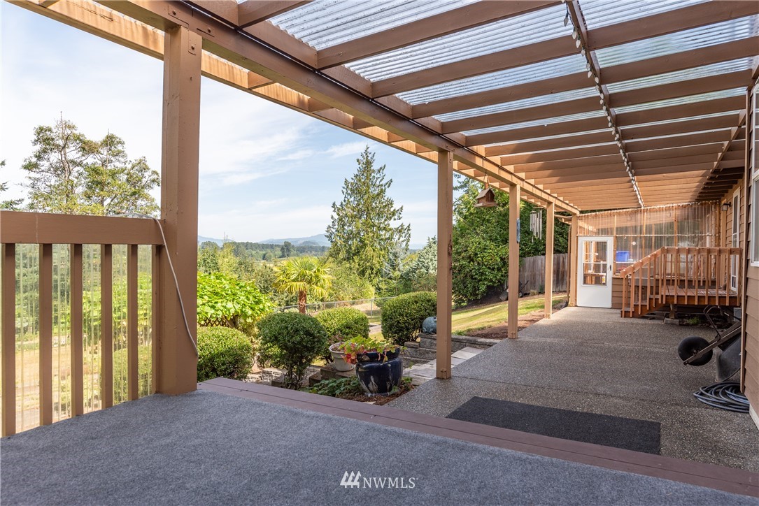 2505 Francis Road Mount Vernon, WA 98273 - Photo 9 of 25 Gallery Image 9