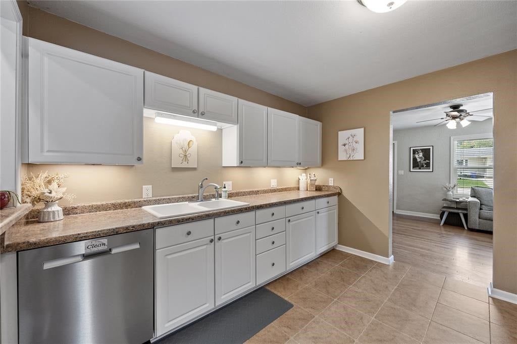 413 Maiden Street Center Point, IA 52213 - Photo 8 of 23 Gallery Image 8