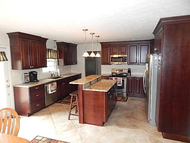 5200 Riverbend Road Hopkinsville, KY 42240 - Photo 4 of 18 Gallery Image 4