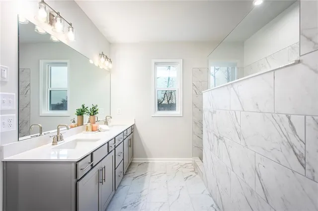 $616,073 | 386 Sunset Hollow Street, Unit 1, Sugar Hill, GA 30518