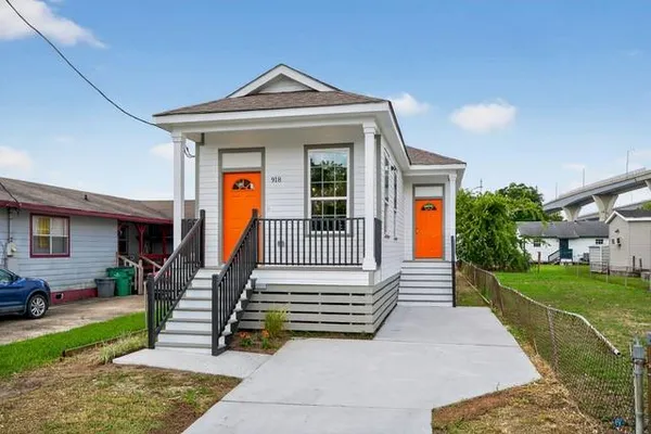 $225,000 | 918 Pailet Avenue, Harvey, LA 70058