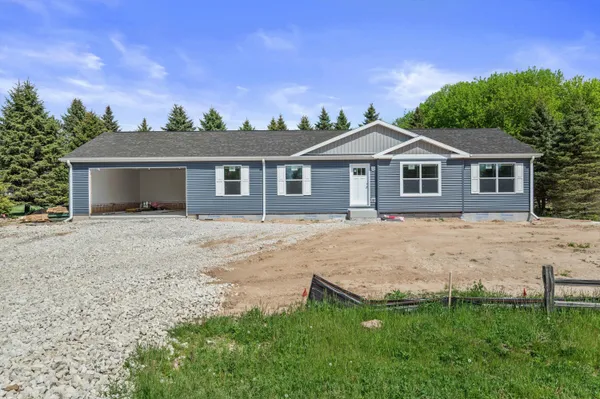 $449,900 | 6910 Shady Lane Road, Newburg, WI 53090