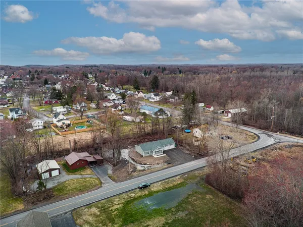$327,900 | 4034 Rasmussen Street, Williamson, NY 14589