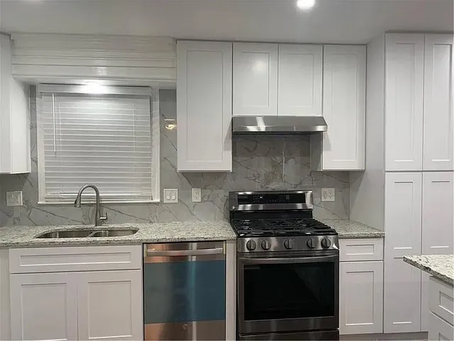 $1,800 | 6046 Danbury Court, Morrow, GA 30260