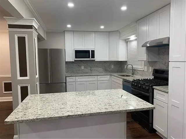 $1,800 | 6046 Danbury Court, Morrow, GA 30260