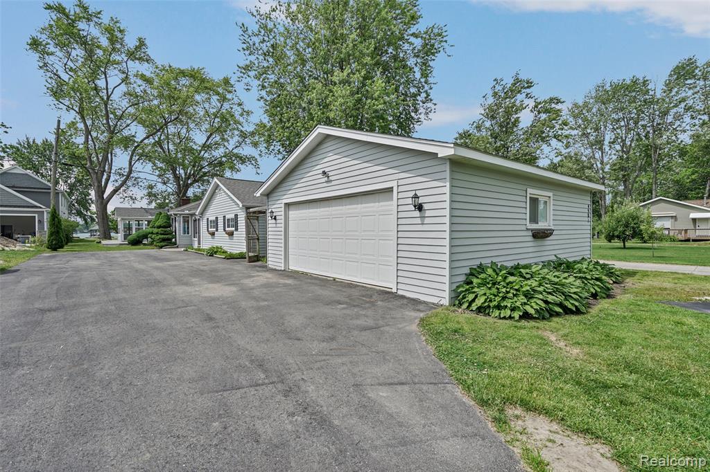 4901 Pointe Tremble Road Algonac, MI 48001 - Photo 44 of 45