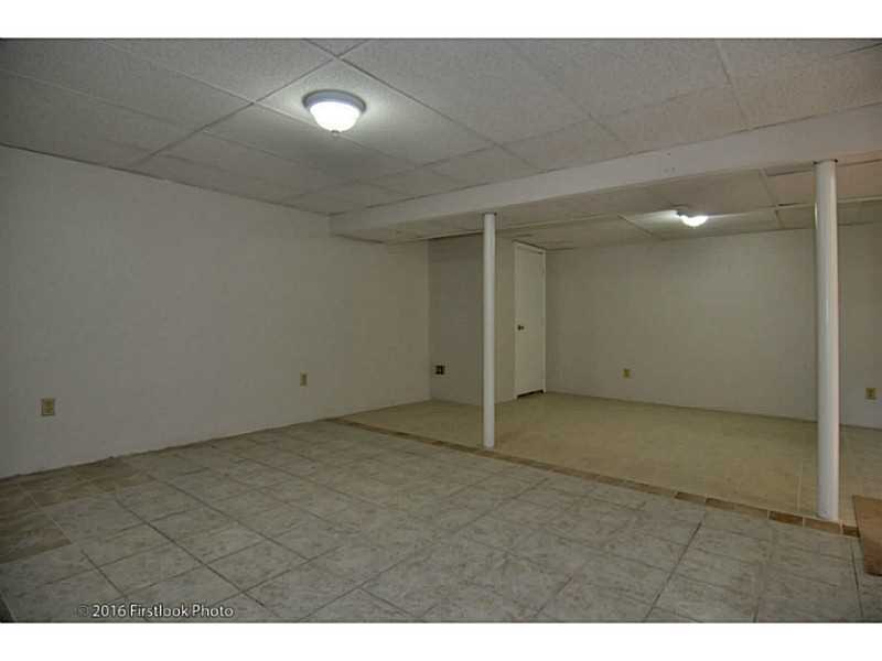 27 Lloyd Street Pawtucket, RI 02860 - Photo 17 of 23 Exterior Front.