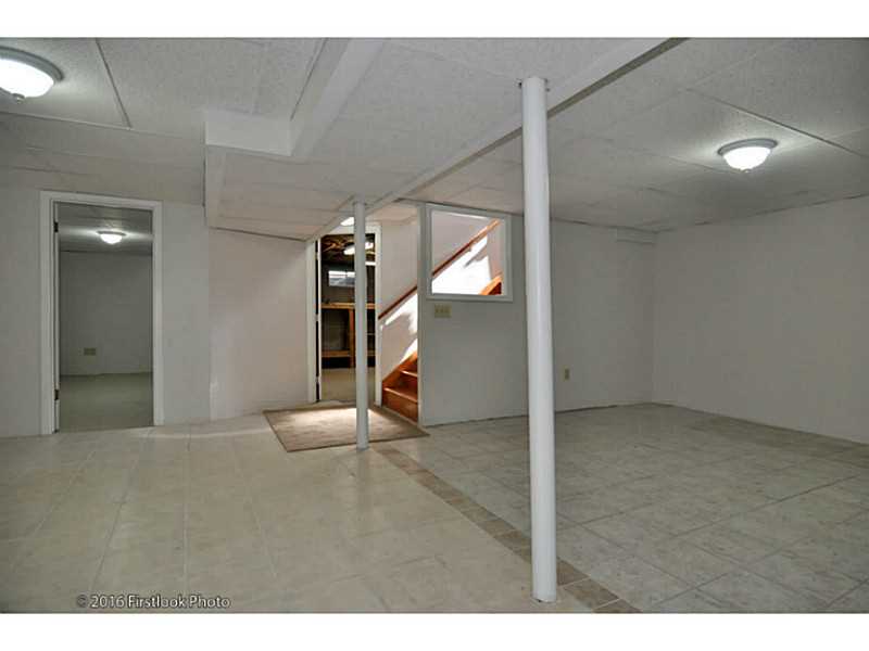 27 Lloyd Street Pawtucket, RI 02860 - Photo 19 of 23 Exterior Front.