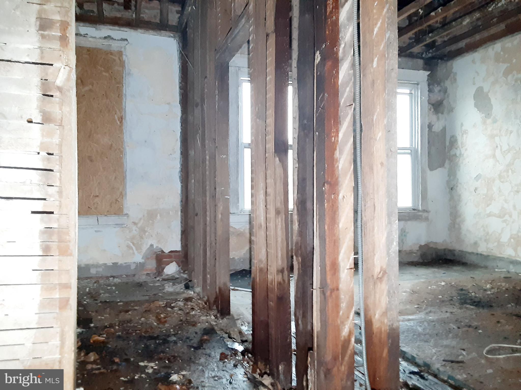 4347 Reisterstown Road Baltimore, MD 21215 - Photo 10 of 12 Gallery Image 10