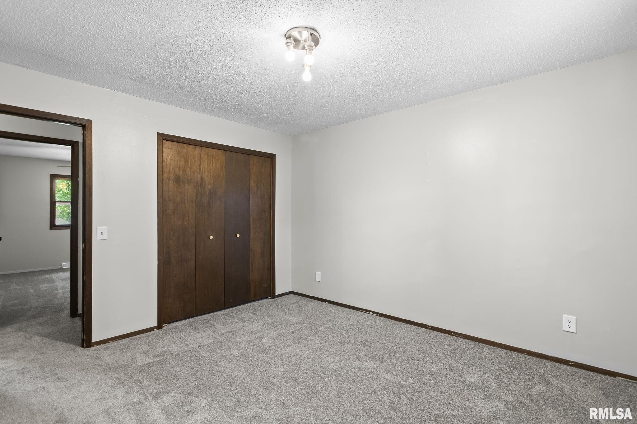 109 Basswood Road Springfield, IL 62712 - Photo 19 of 37