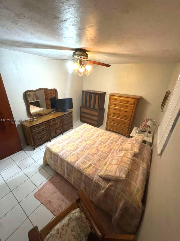 252 East 37th Street Hialeah, FL 33013 - Photo 31 of 51