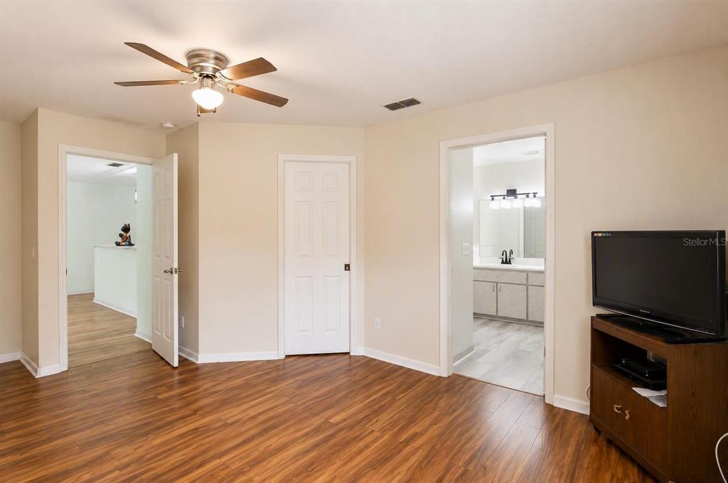 6008 Southwest 103rd Loop Ocala, FL 34476 - Photo 9 of 40