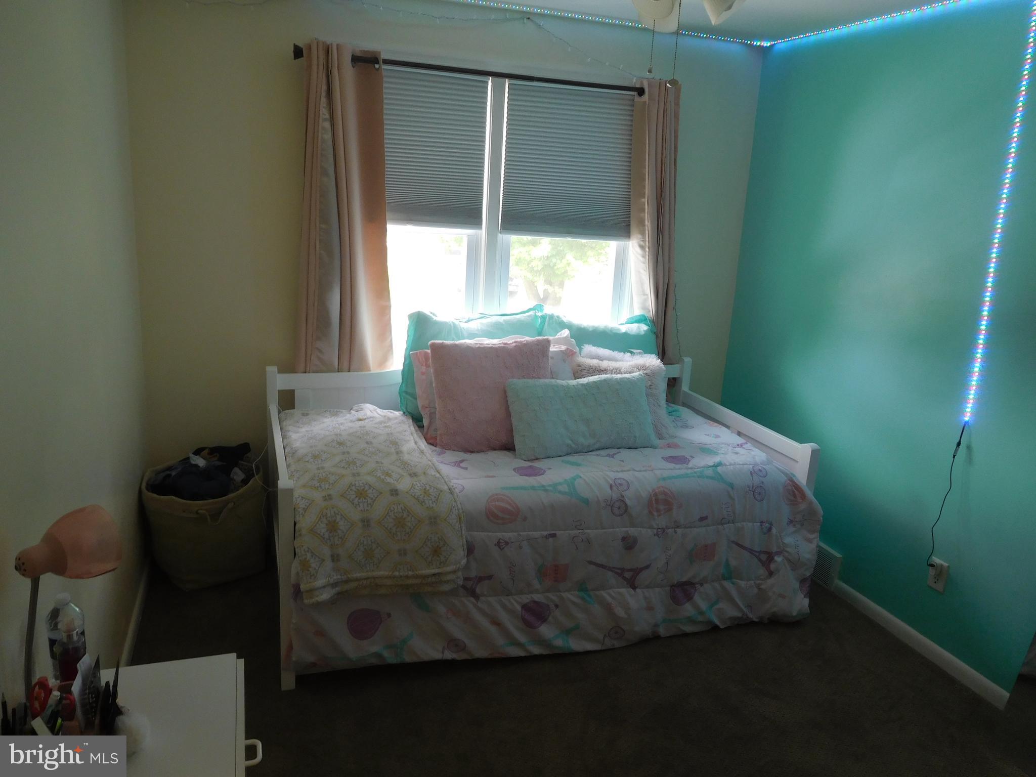 1155 Chesworth Road Philadelphia, PA 19115 - Photo 17 of 32 Gallery Image 17