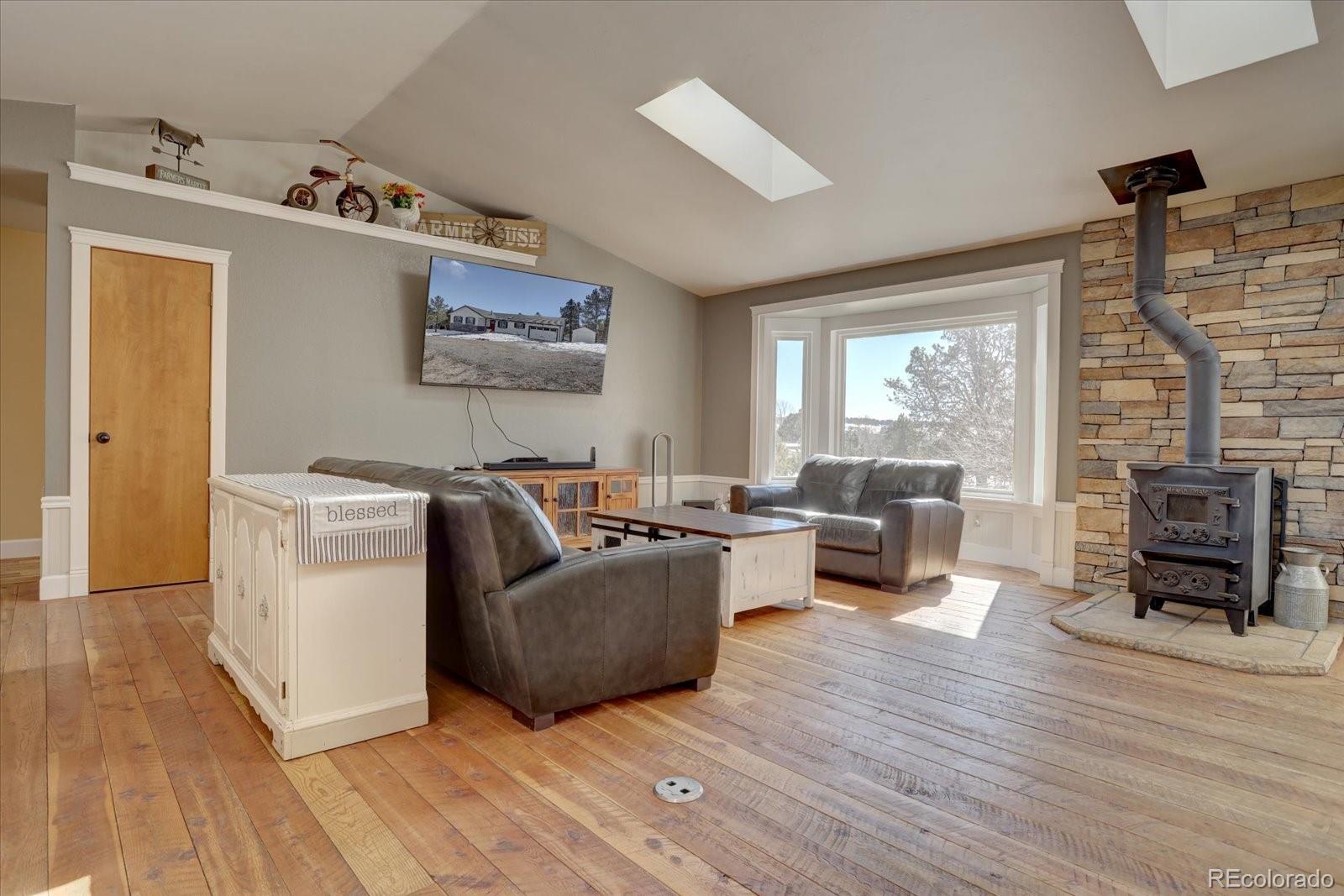 2660 Remington Road Elizabeth, CO 80107 - Photo 7 of 40 Gallery Image 7