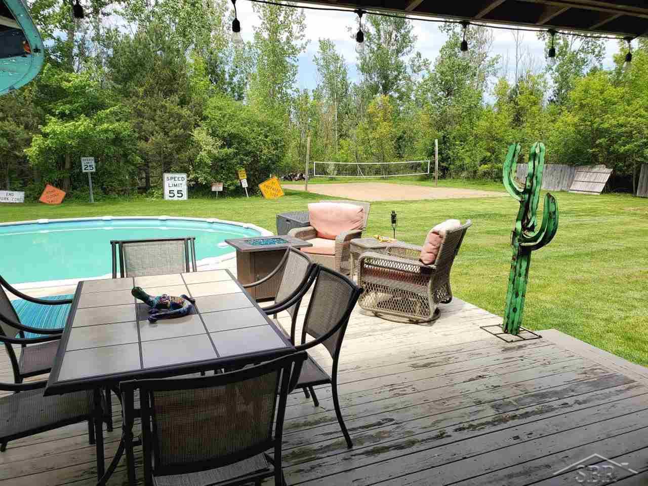 4777 Bailey Bridge Road Freeland, MI 48623 - Photo 5 of 20 50075561-4.JPG