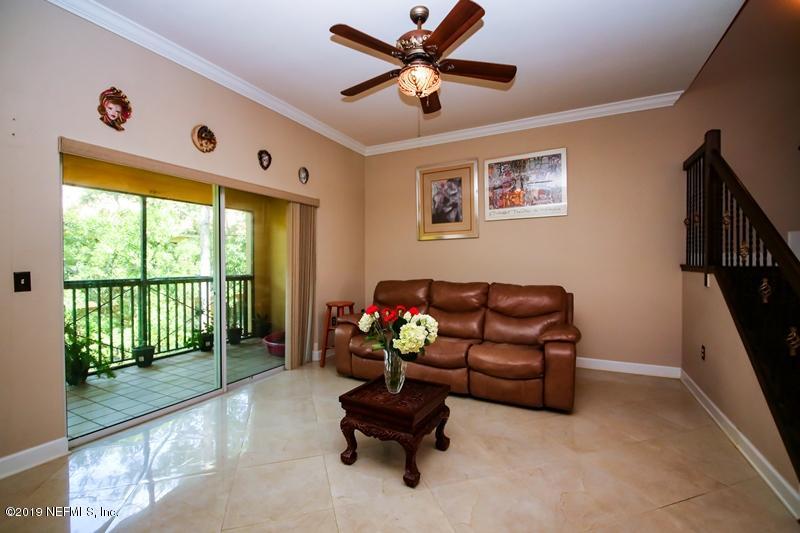 9745 Touchton Road, Unit 524 Jacksonville, FL 32246 - Photo 18 of 71 CLiving Room (6)
