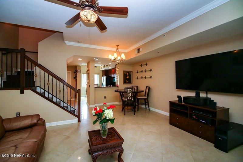 9745 Touchton Road, Unit 524 Jacksonville, FL 32246 - Photo 24 of 71 CLiving View 5 (1)