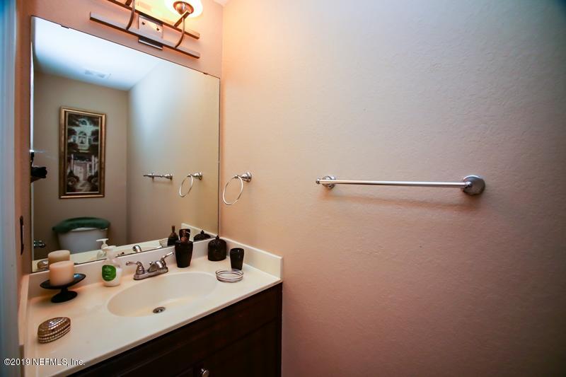 9745 Touchton Road, Unit 524 Jacksonville, FL 32246 - Photo 49 of 71 LHalf Bath (5)