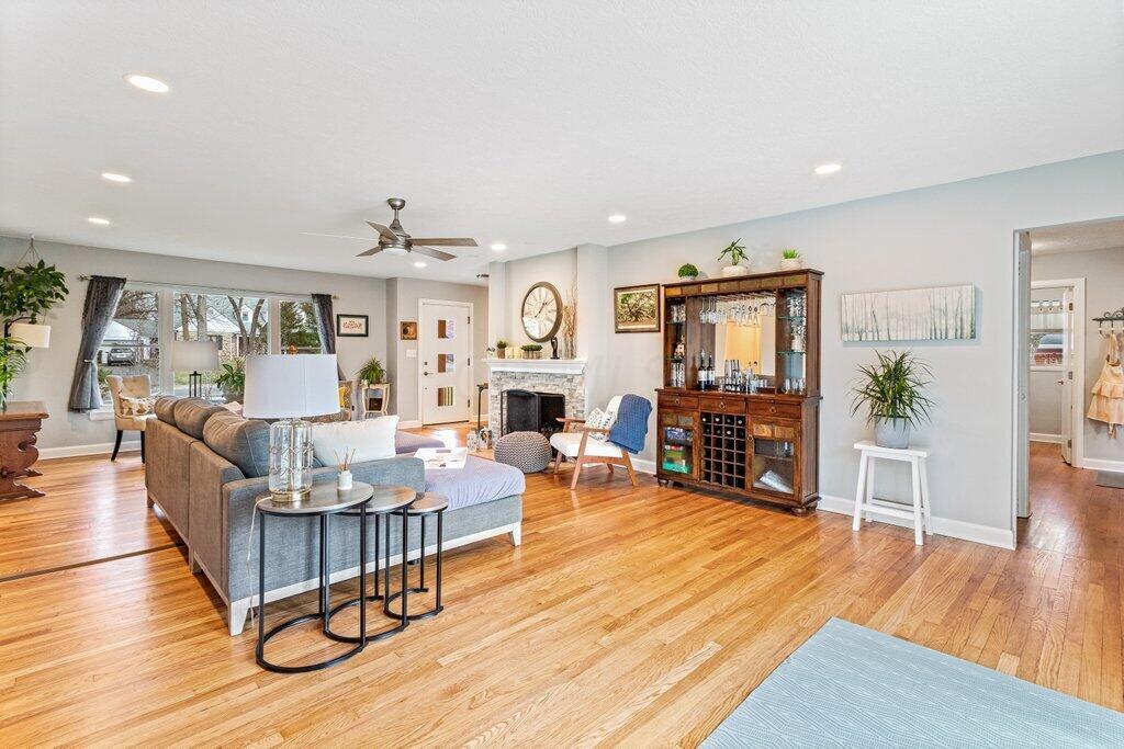 249 East Cooke Road Columbus, OH 43214 - Photo 8 of 40 249 East Cooke Road-16.jpg-SMALL