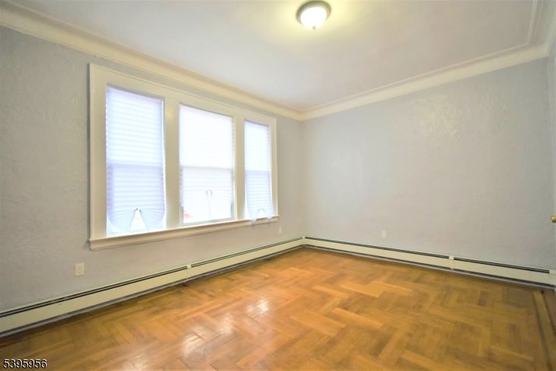 352 Wainwright Street, Unit 1L Newark, NJ 07112 - Photo 9 of 10