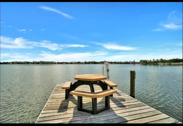 $3,250 | 300 Croton Avenue, Unit 102, Lantana, FL 33462