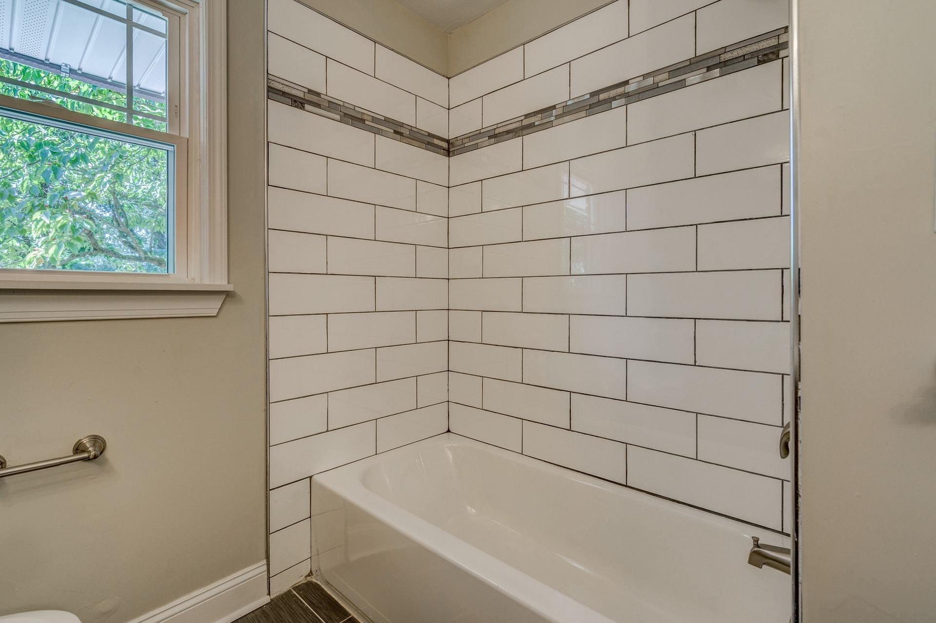 3585 Forester Road Southwest Roanoke, VA 24018 - Photo 15 of 38 a bathroom with a bathtub