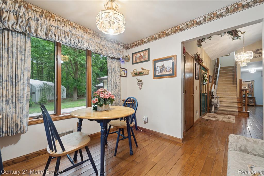 14210 West Burt Road Chesaning, MI 48616 - Photo 9 of 44 Gallery Image 9