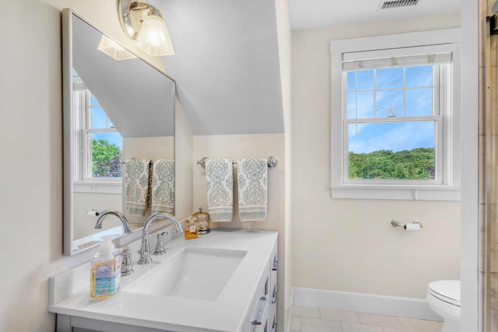 27 Watcha Path Edgartown, MA 02539 - Photo 35 of 41