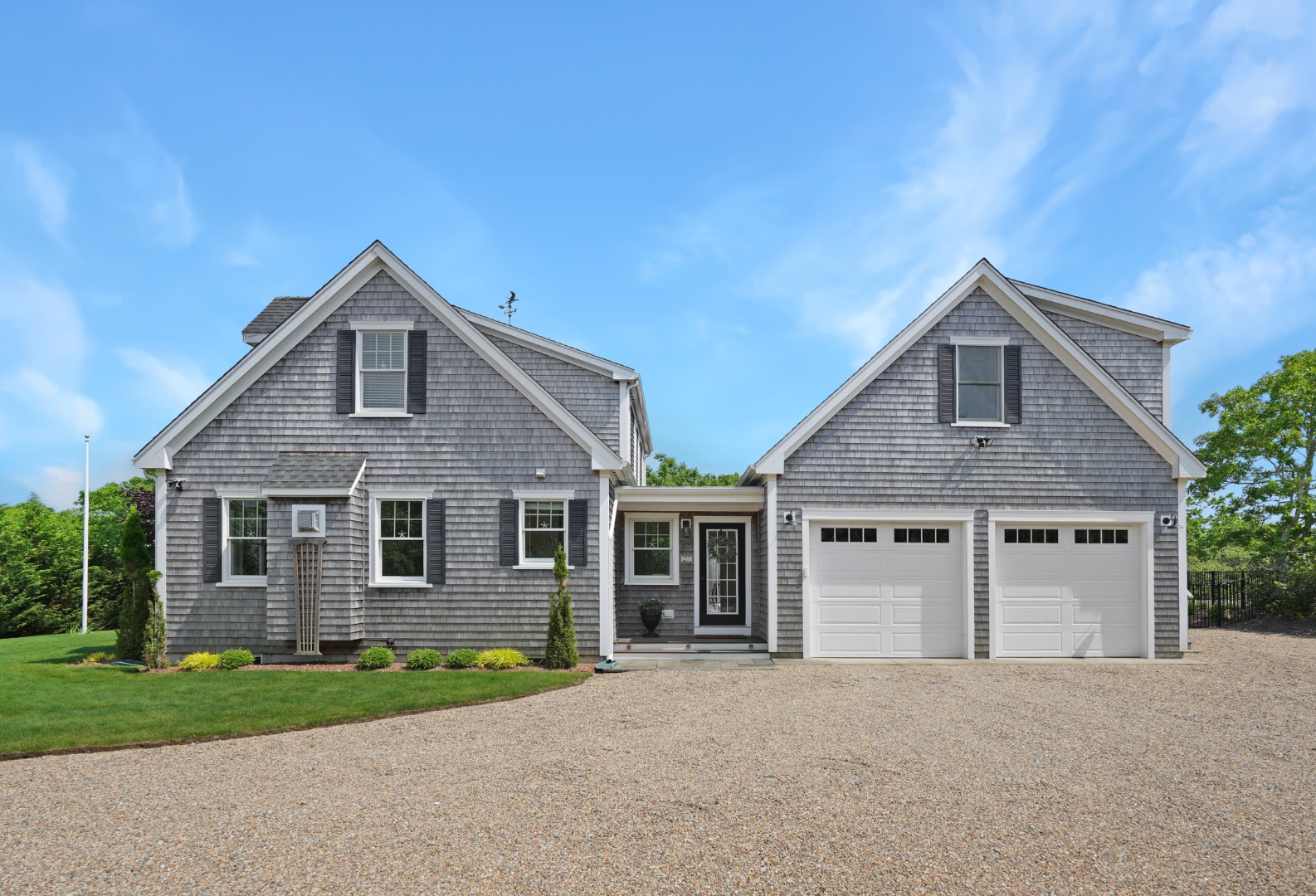 27 Watcha Path Edgartown, MA 02539 - Photo 5 of 41