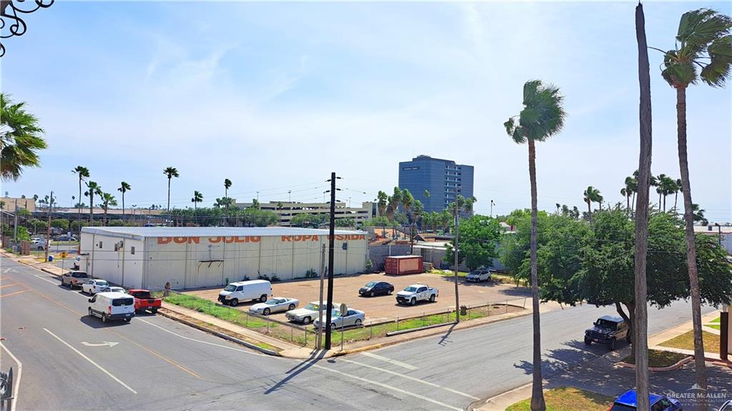 1418 Beech Avenue, Unit 3 McAllen, TX 78501 - Photo 11 of 29