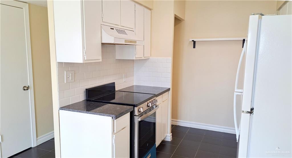 1418 Beech Avenue, Unit 3 McAllen, TX 78501 - Photo 20 of 29