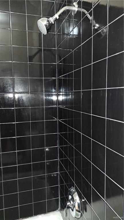 1418 Beech Avenue, Unit 3 McAllen, TX 78501 - Photo 23 of 29