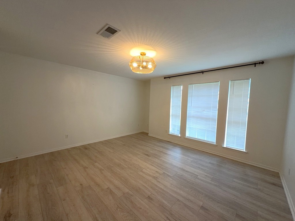 2106 Lexington Woods Drive Spring, TX 77373 - Photo 6 of 27