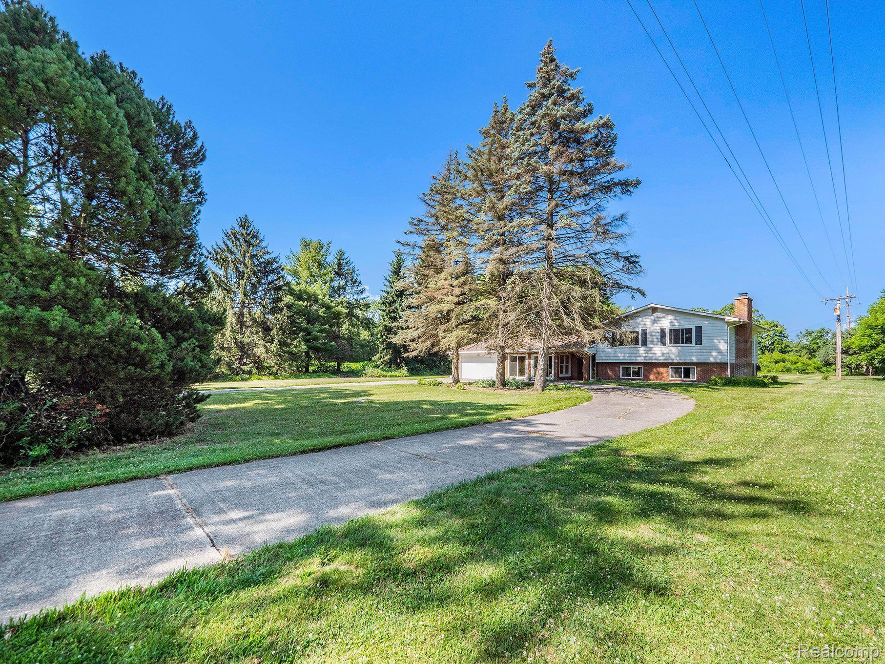 2375 North Steinbach Road Dexter, MI 48130 - Photo 4 of 36 Gallery Image 4