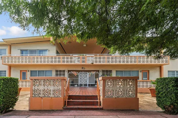 $185,000 | 1050 Pennsylvania Avenue, Unit 29, Miami Beach, FL 33139
