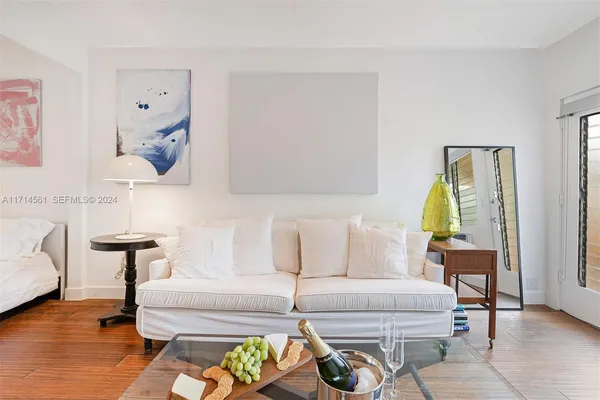 $185,000 | 1050 Pennsylvania Avenue, Unit 29, Miami Beach, FL 33139