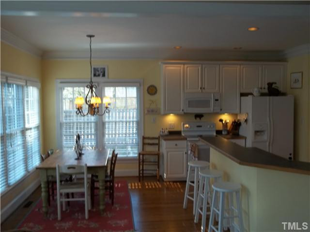 525 Lassiter Summit Court Raleigh, NC 27609 - Photo 5 of 16 Breakfast Area