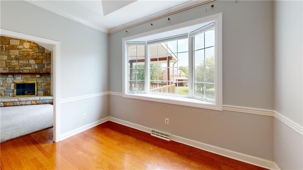 108 Oak Ridge Drive Venetia, PA 15367 - Photo 22 of 42 an empty room with windows