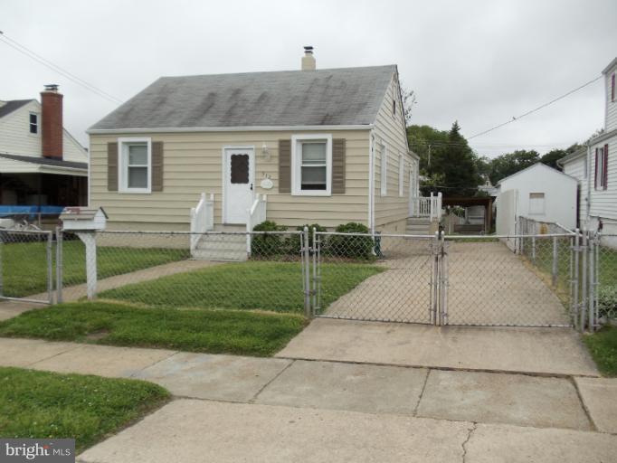 312 Pinewood Road Dundalk, MD 21222 - Photo 22 of 25 Exterior (Front)