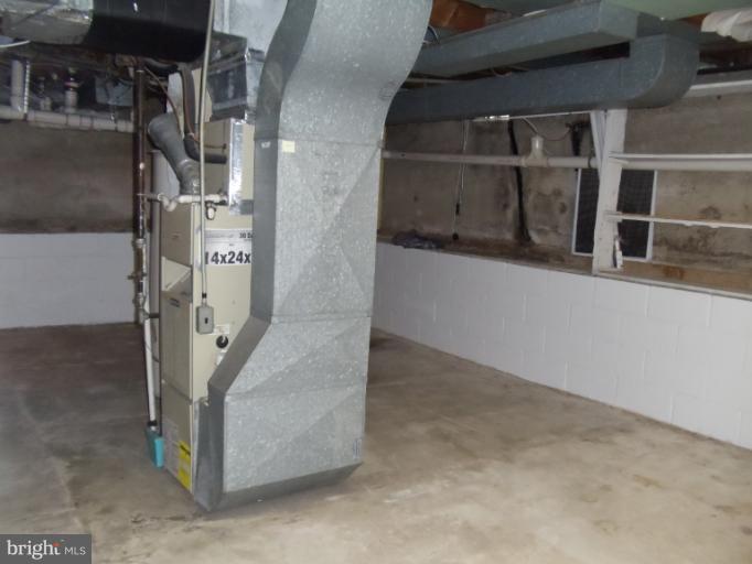 312 Pinewood Road Dundalk, MD 21222 - Photo 9 of 25 Basement