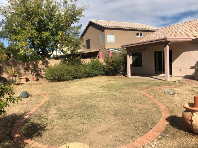 $2,495 | 19022 North 24th Place, Phoenix, AZ 85050