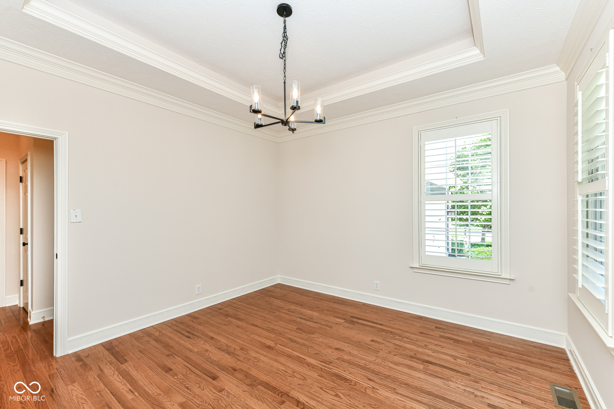 10655 Sunset Point Lane Fishers, IN 46037 - Photo 6 of 55