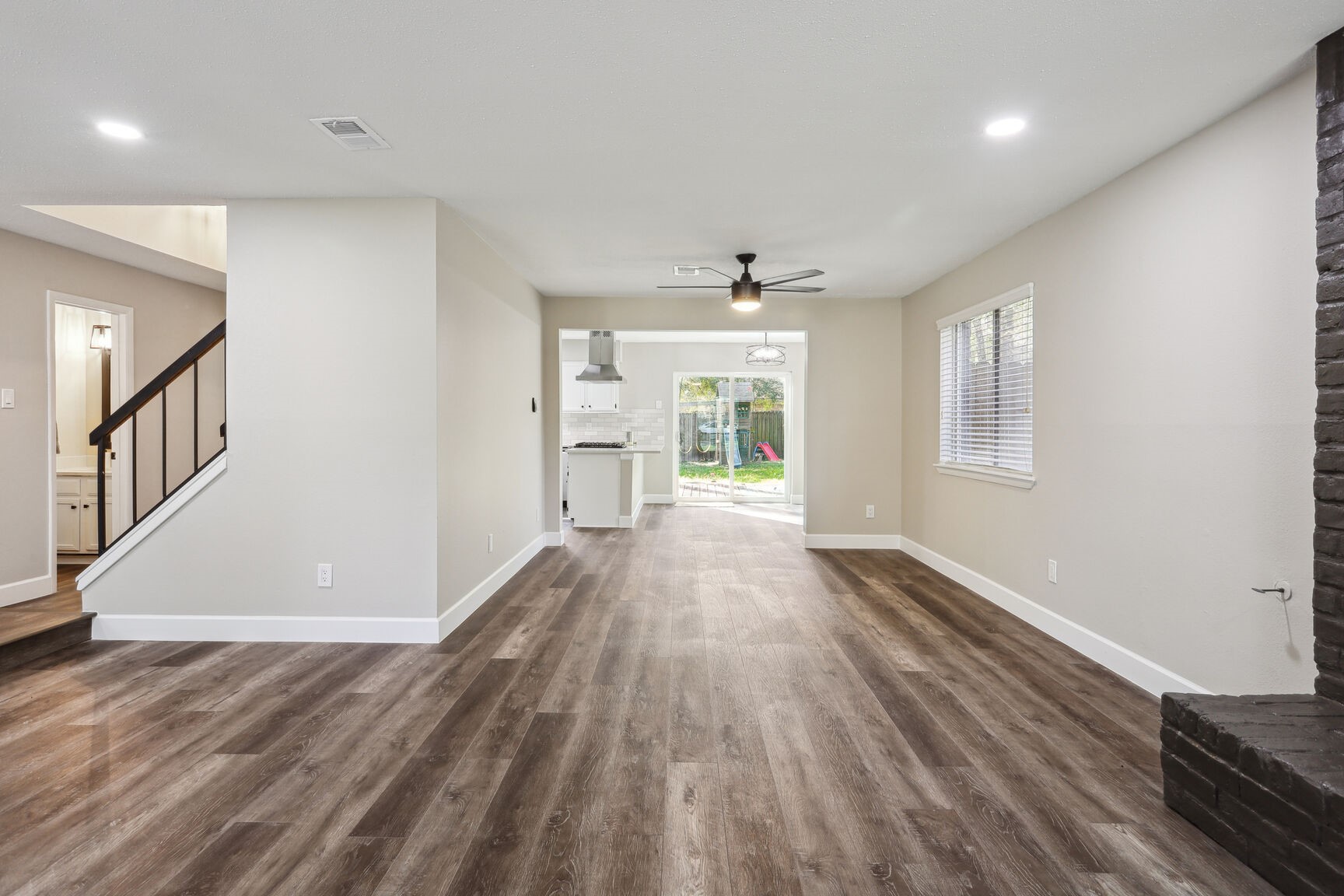 68 Yewleaf Road Spring, TX 77381 - Photo 7 of 25 As you walk in