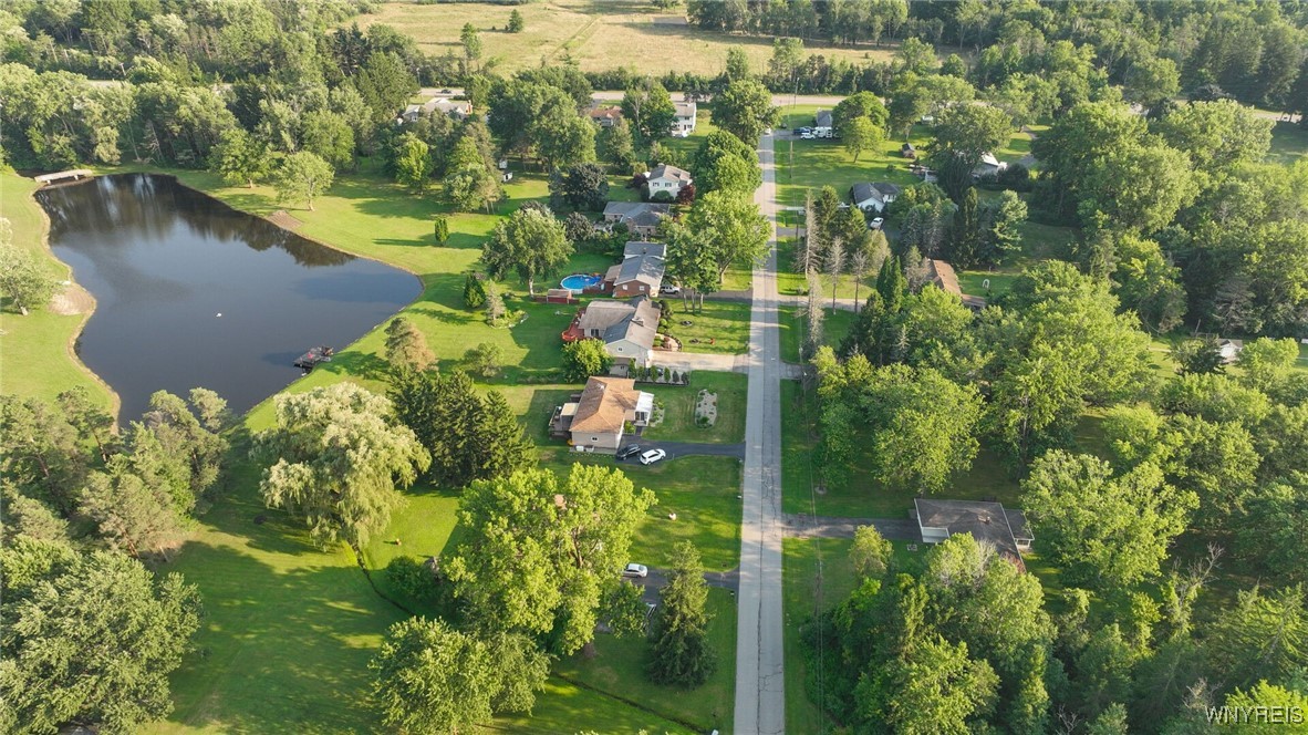 80 May Drive Elma, NY 14059 - Photo 7 of 17