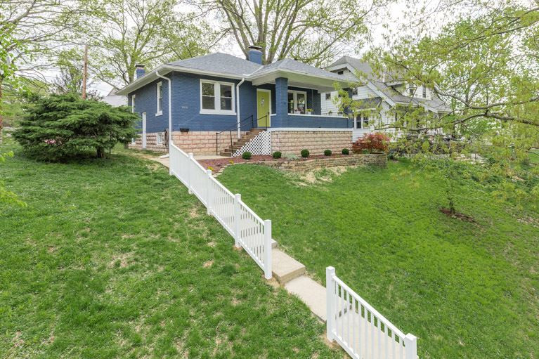 160 Burnet Ridge Fort Thomas, KY 41075 - Photo 1 of 17