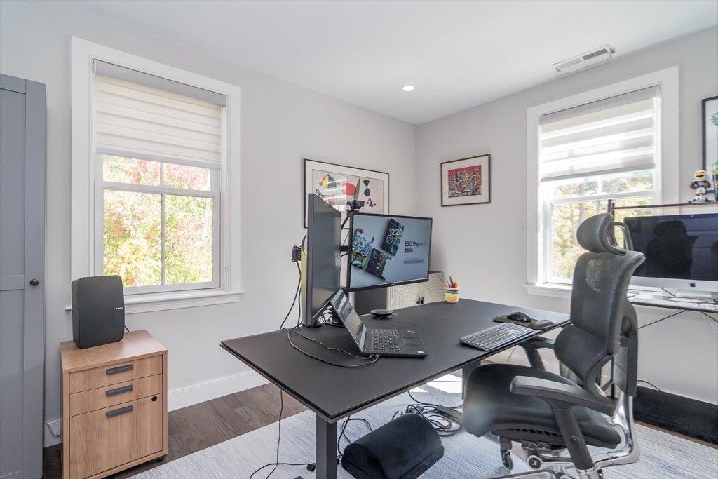 1 Fieldstone Way, Unit 1 Wellesley, MA 02482 - Photo 16 of 31 Gallery Image 16