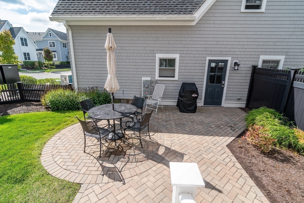 1 Fieldstone Way, Unit 1 Wellesley, MA 02482 - Photo 21 of 31 Gallery Image 21